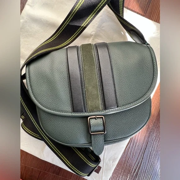 Coach Hitch Crossbody With Varsity Stripe Green - Picture 1 of 11
